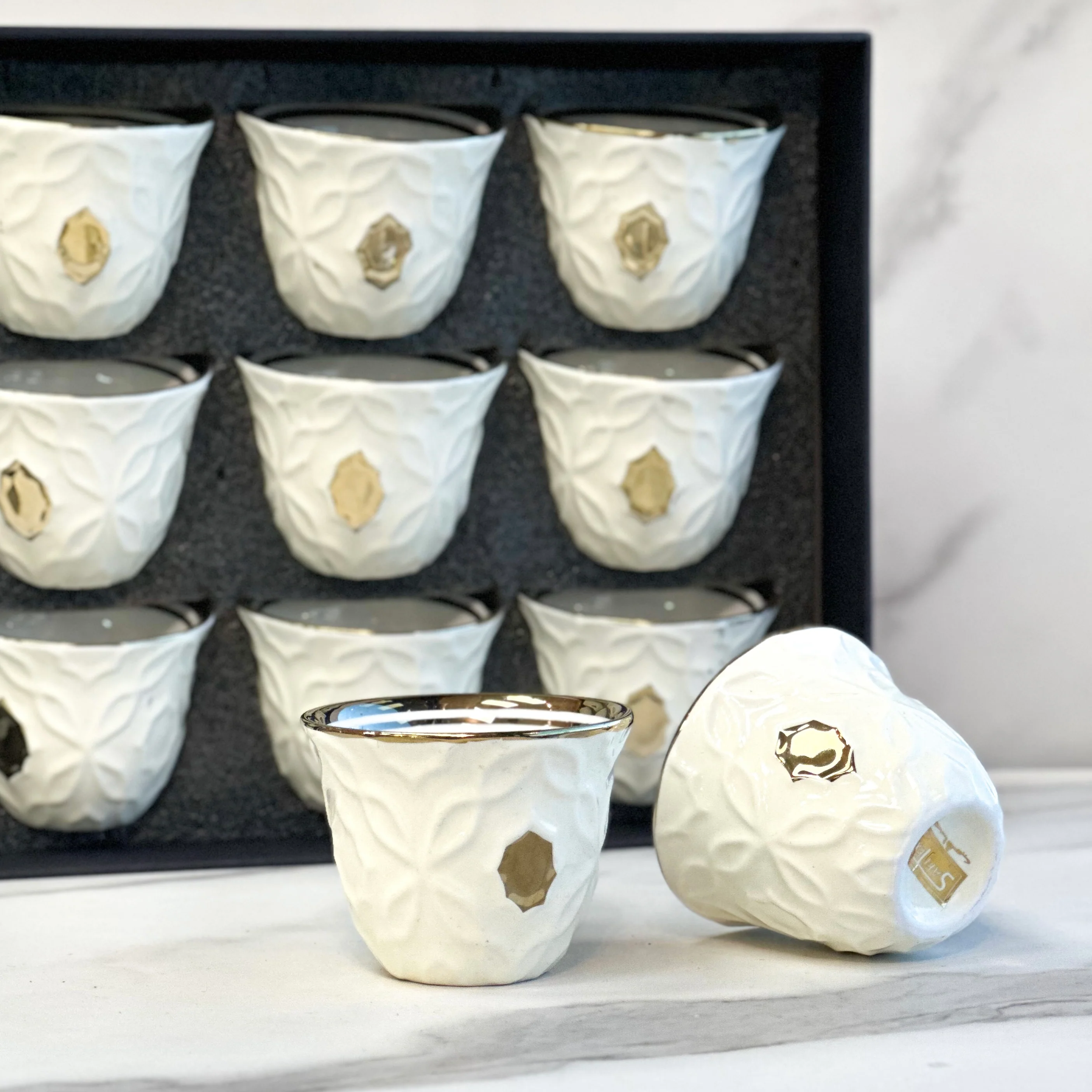 White & Gold "12 Sada Coffee Cups"