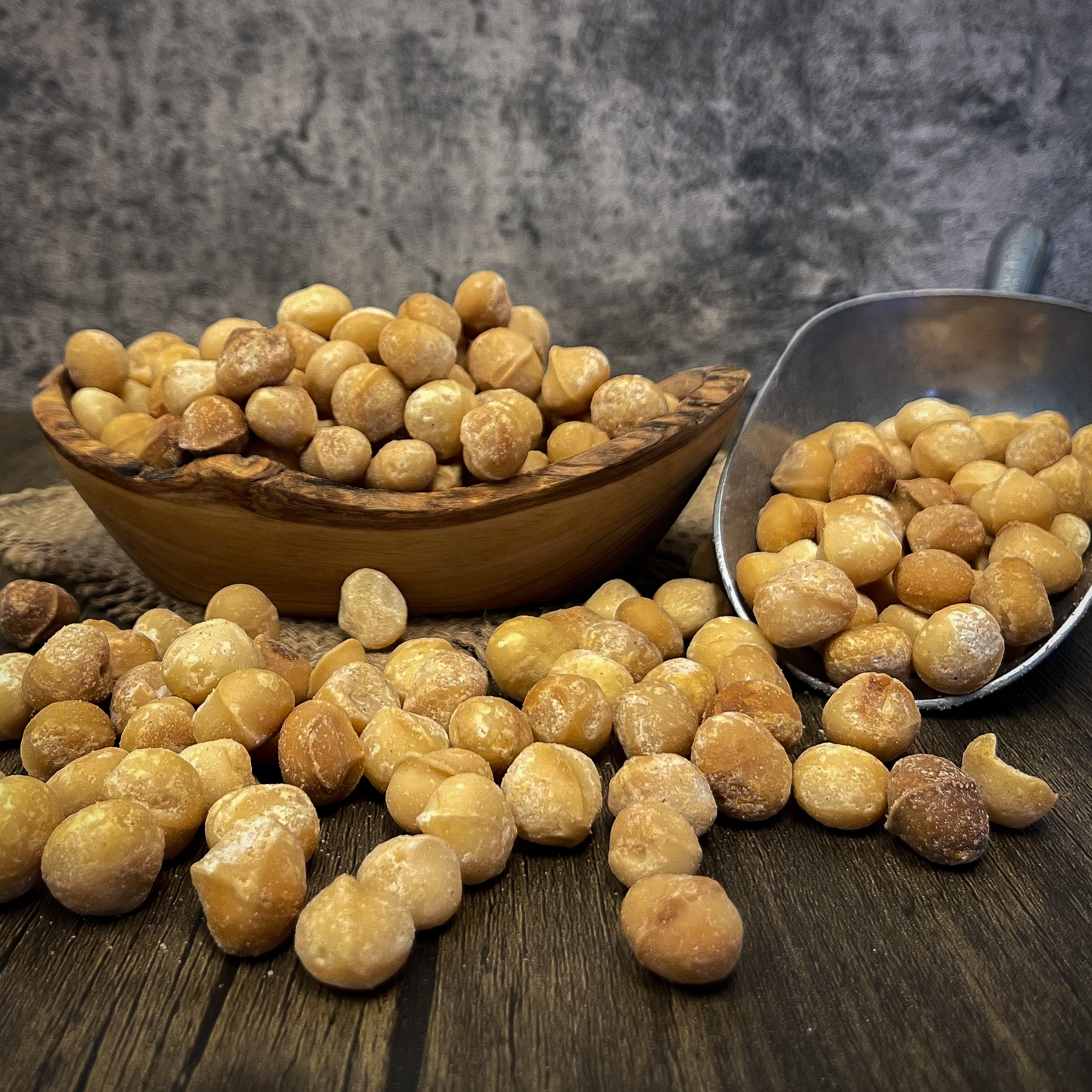 Macadamia Nuts | مكاديميا
